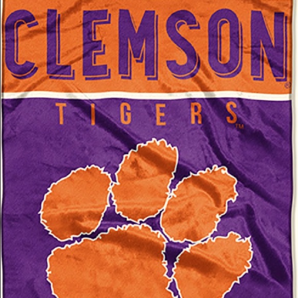 Clemson Tigers Blanket - 1 - Picture 3 of 3